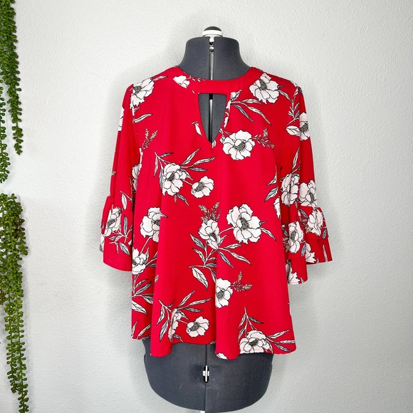 Urban Romantics Red Floral Print Keyhole Bell Sleeve Blouse Womens Size Medium M - Picture 1 of 7
